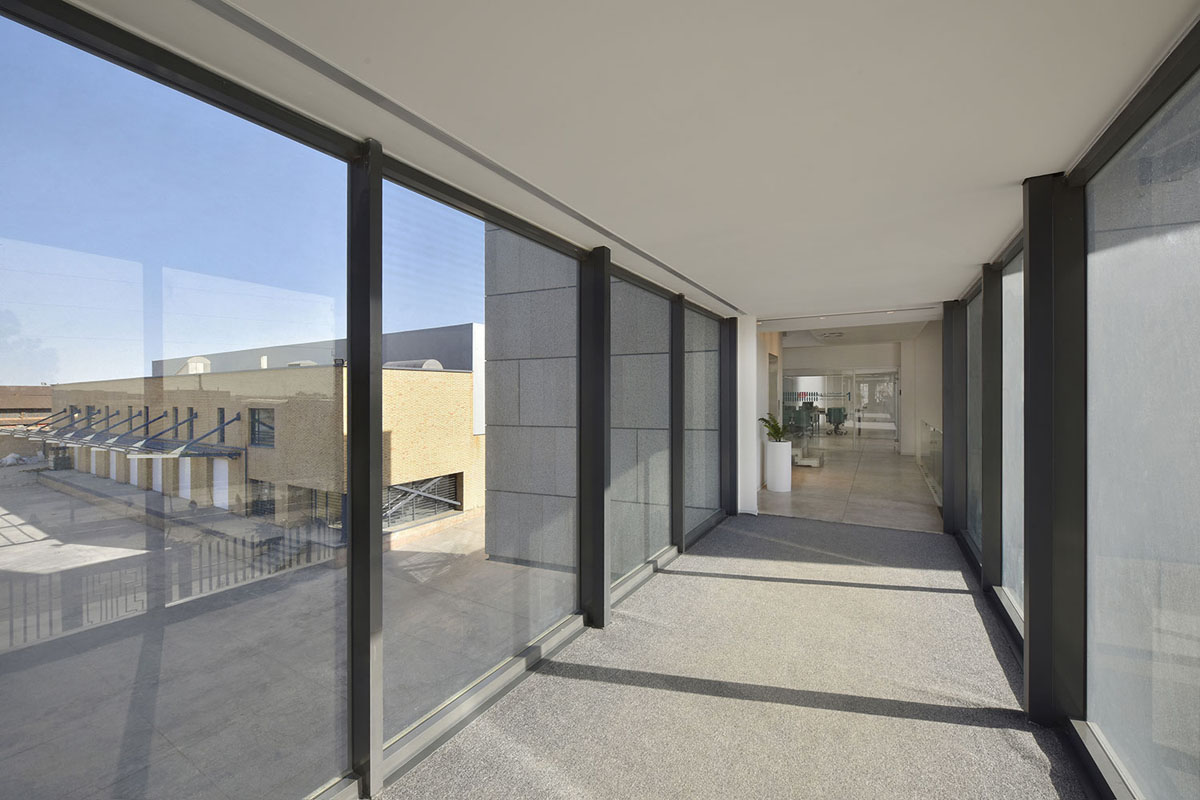 طراحی ساختمان اداری